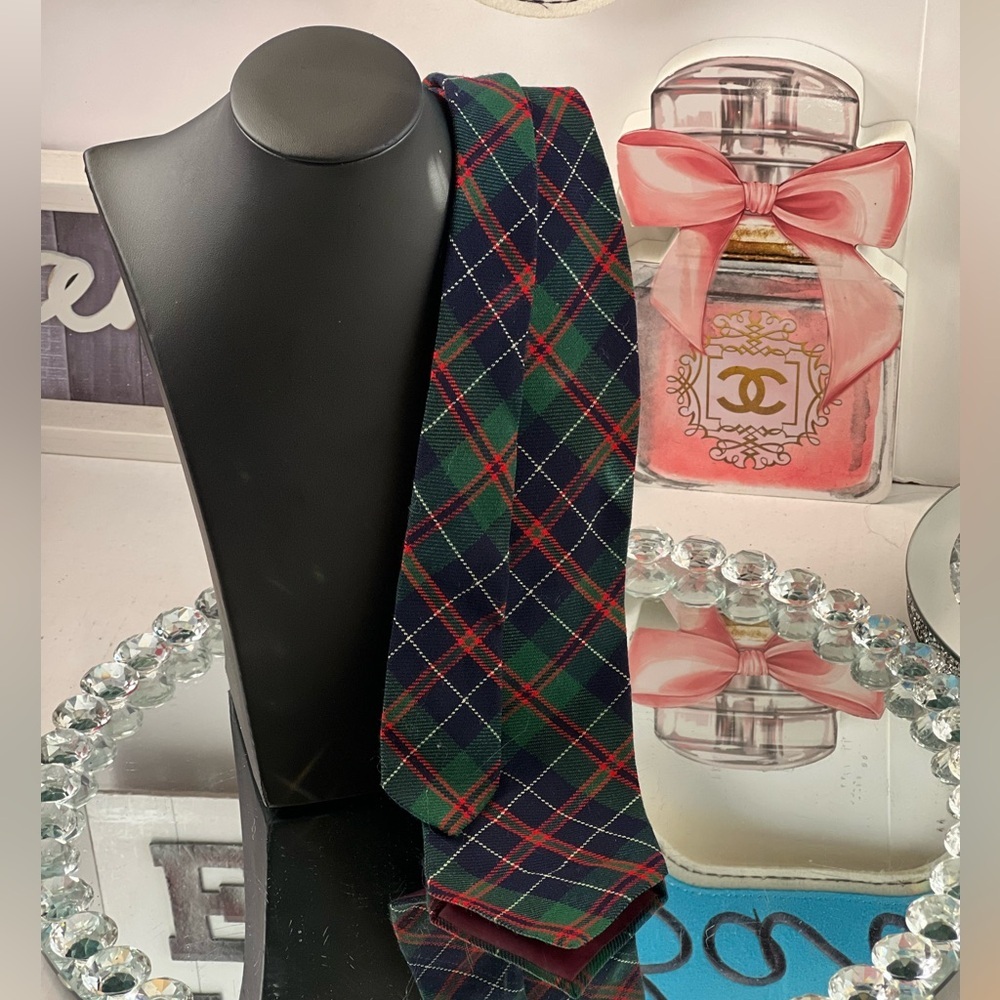 Geoffrey Beene Pendleton Green Tartan Plaid 100% Virgin Wool Neck Tie
